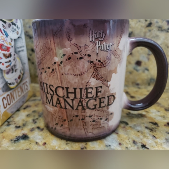 💜 𝅺Harry Potter Color Changing Coffee Morphing Mug & Spot It ! Game - Picture 5 of 9